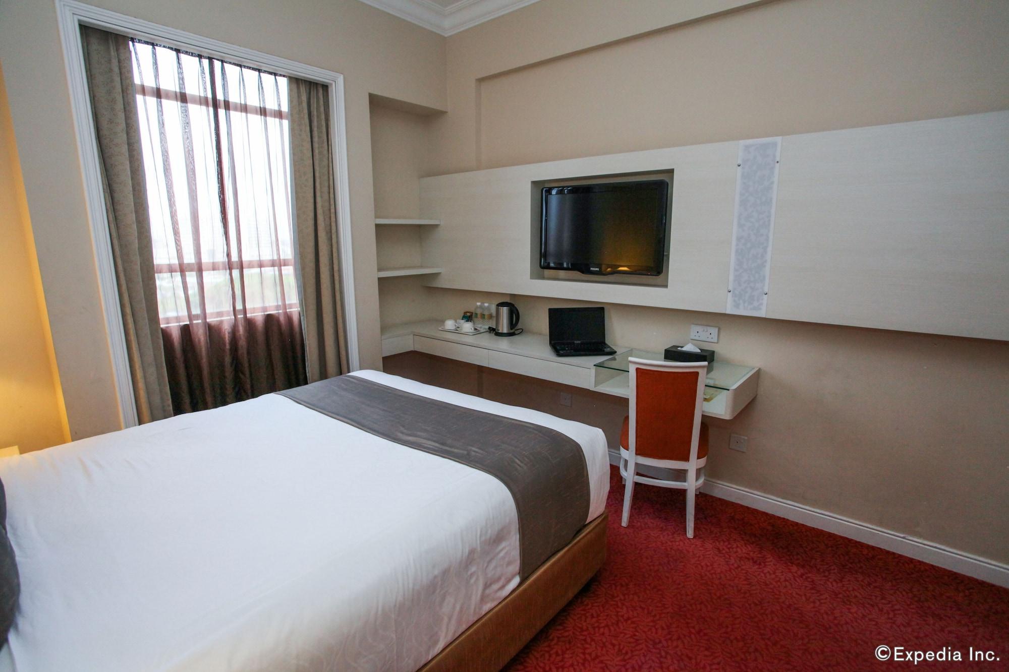 Khách sạn Express & Novena, An Ihg